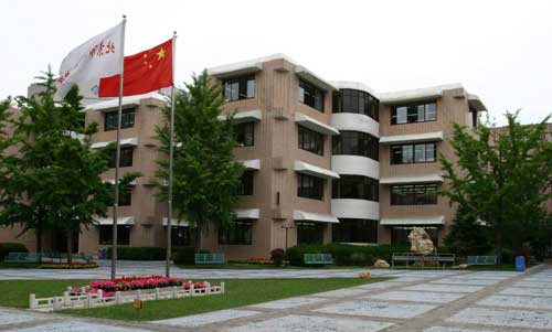 解讀"陳經(jīng)綸中學(xué)模式"