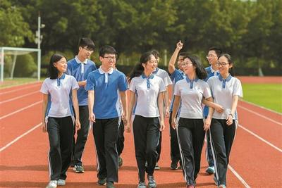 龍城高級中學(xué):面向未來蓄勢勃發(fā)_龍崗新聞網(wǎng)