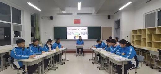 濰坊文昌中學隆重舉行第二屆"文昌杯"辯論賽