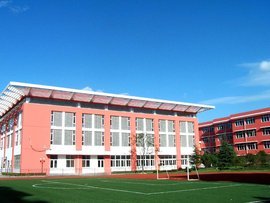 上海市東溝中學(xué) 培育未來(lái)人才的搖籃